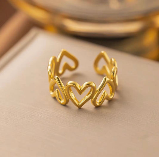 The Eternal Heartbeat Ring