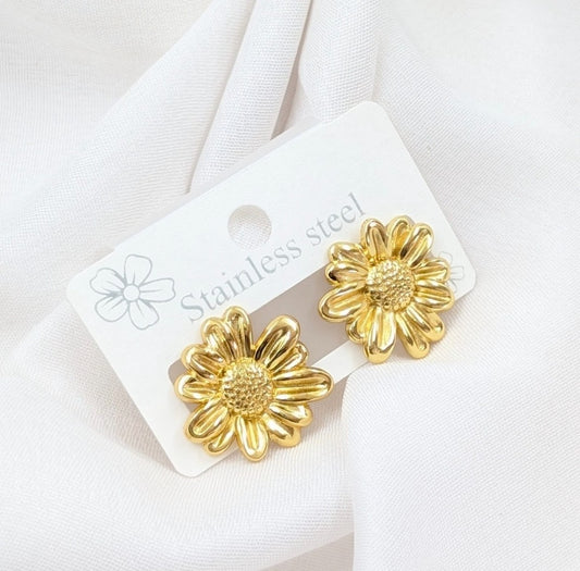 "The Daisy" Gold Flower Stud Earrings